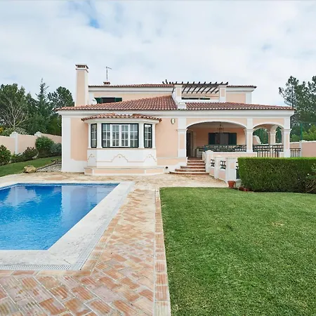 Noble With Private Garden And Pool Villa Estoril