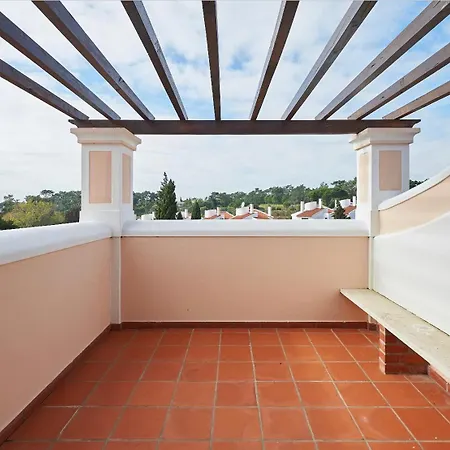 Noble With Private Garden And Pool Estoril
